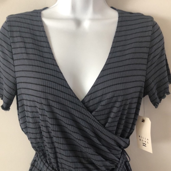 𝅺NEW Billabong “Moving Forward” Ribbed Strips Size XS Romper Jumpsuit Shorts - Picture 3 of 16